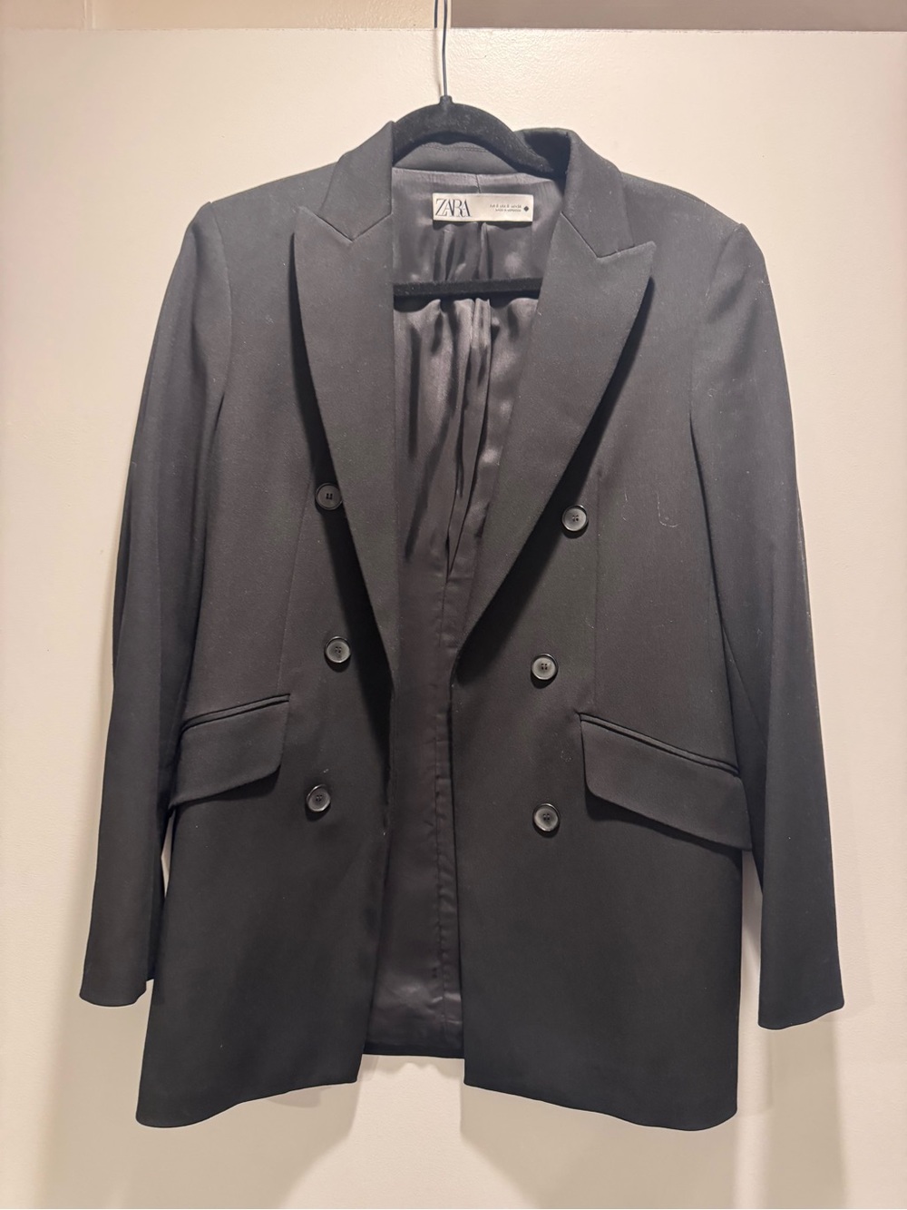 Zara Black Double-Breasted Blazer